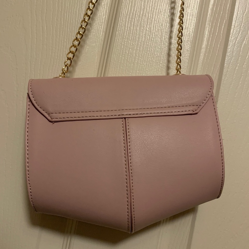 💓Pink crossbody💓 - Picture 3 of 8